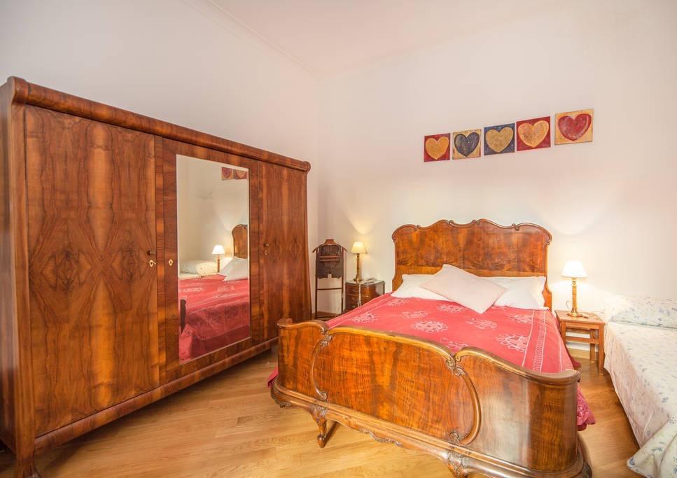 Chiaia B&B Napoli Oda fotoğraf